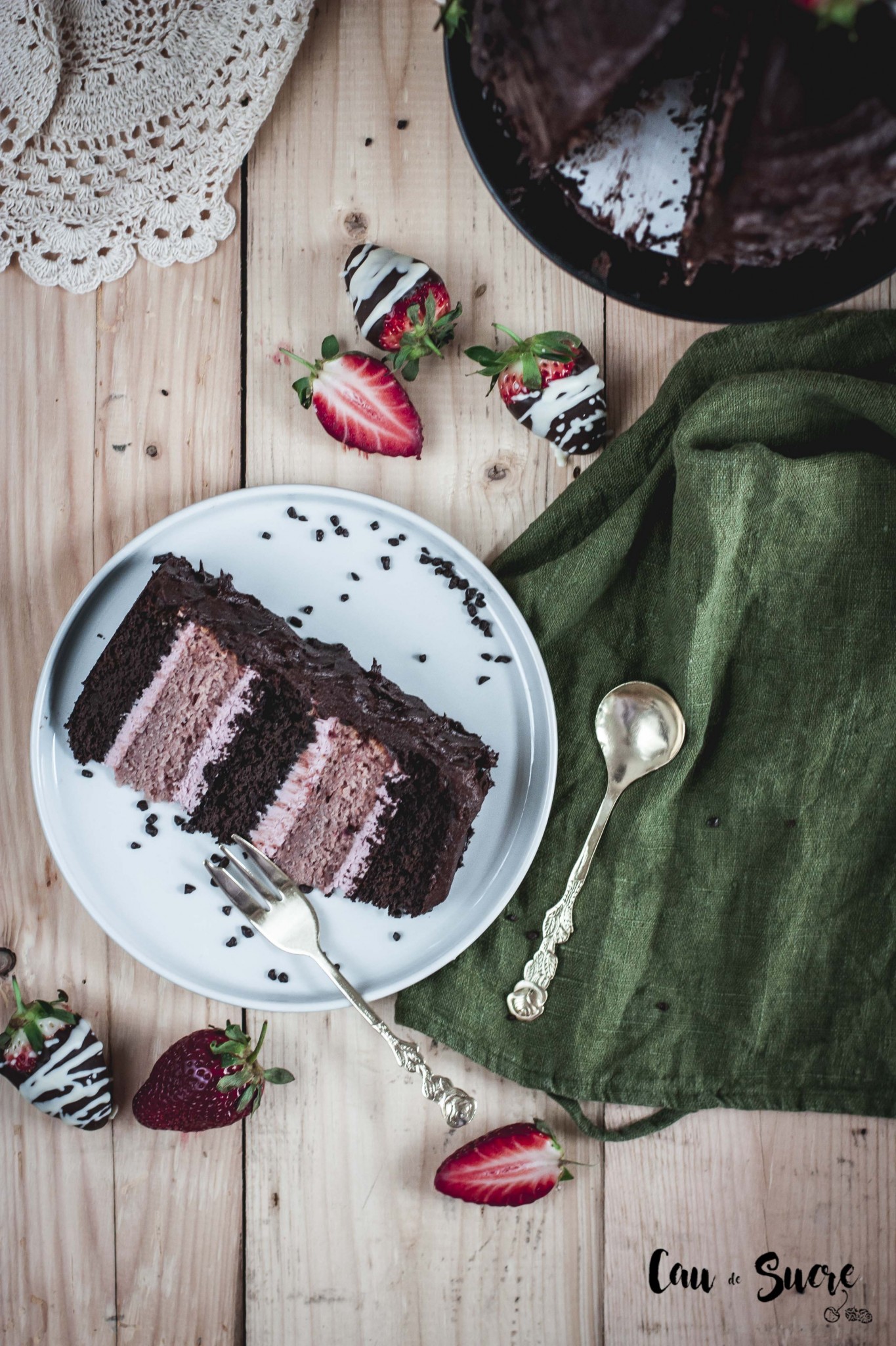 Decadent_chocolate_strawberry_cake-63