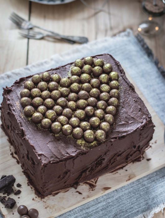 3chocolates_layer_cake-34